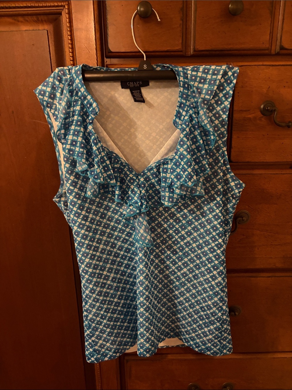 Chaps Blue & White Geometric Ruffle V-Neck Camisole